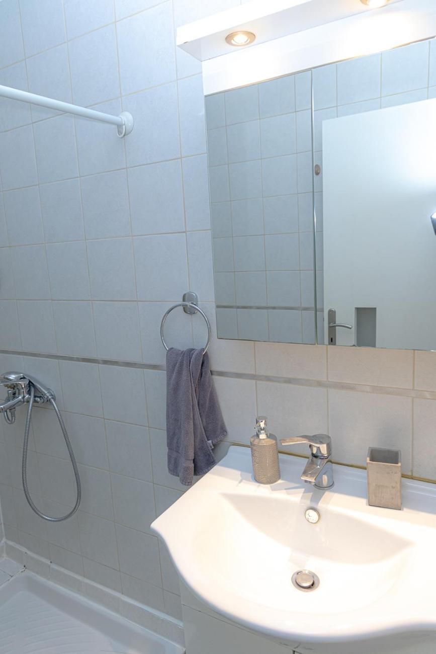 Apartment Athens Downtown Екстериор снимка